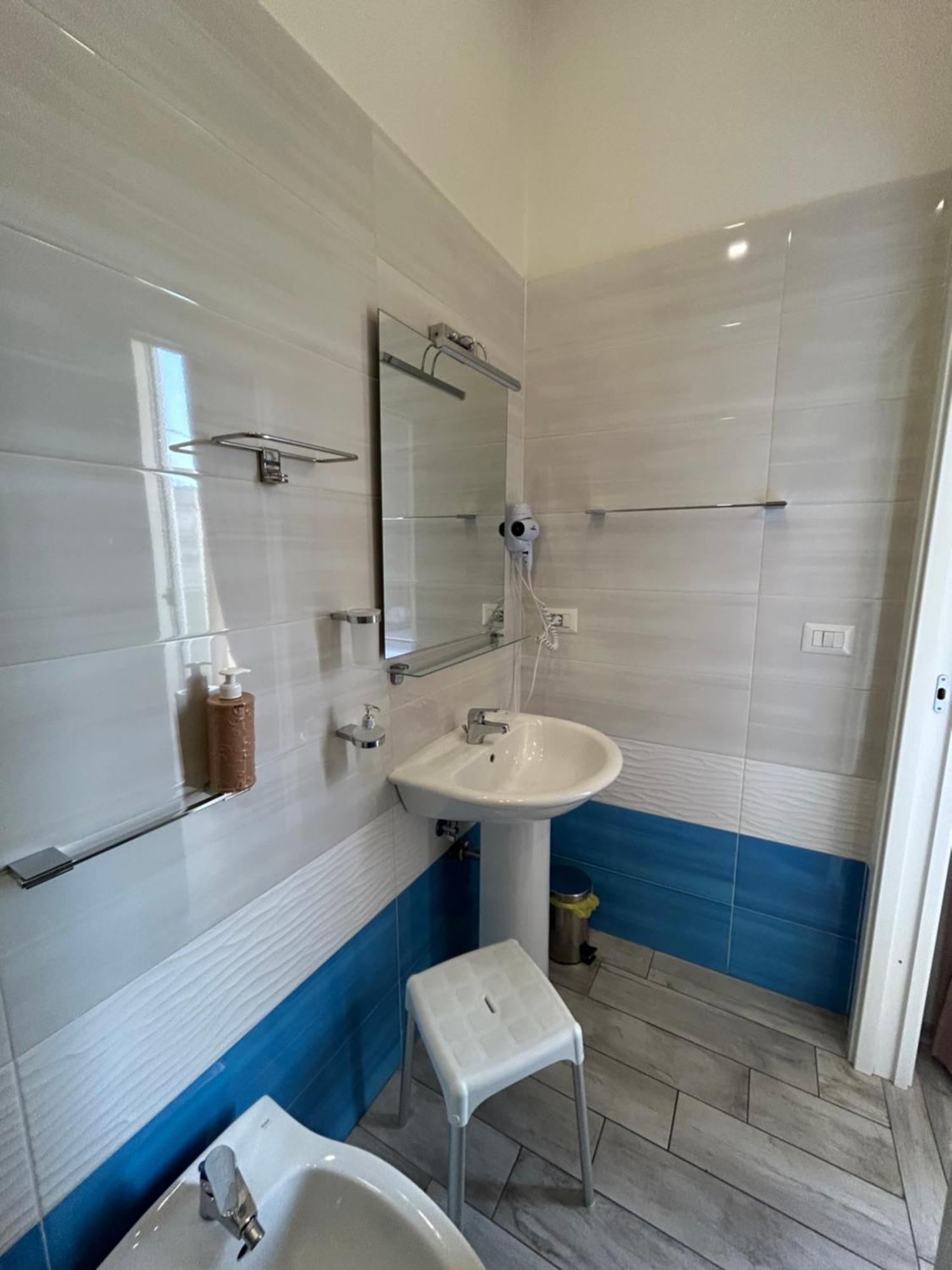 B&B Napoli Centrale N 74 Экстерьер фото