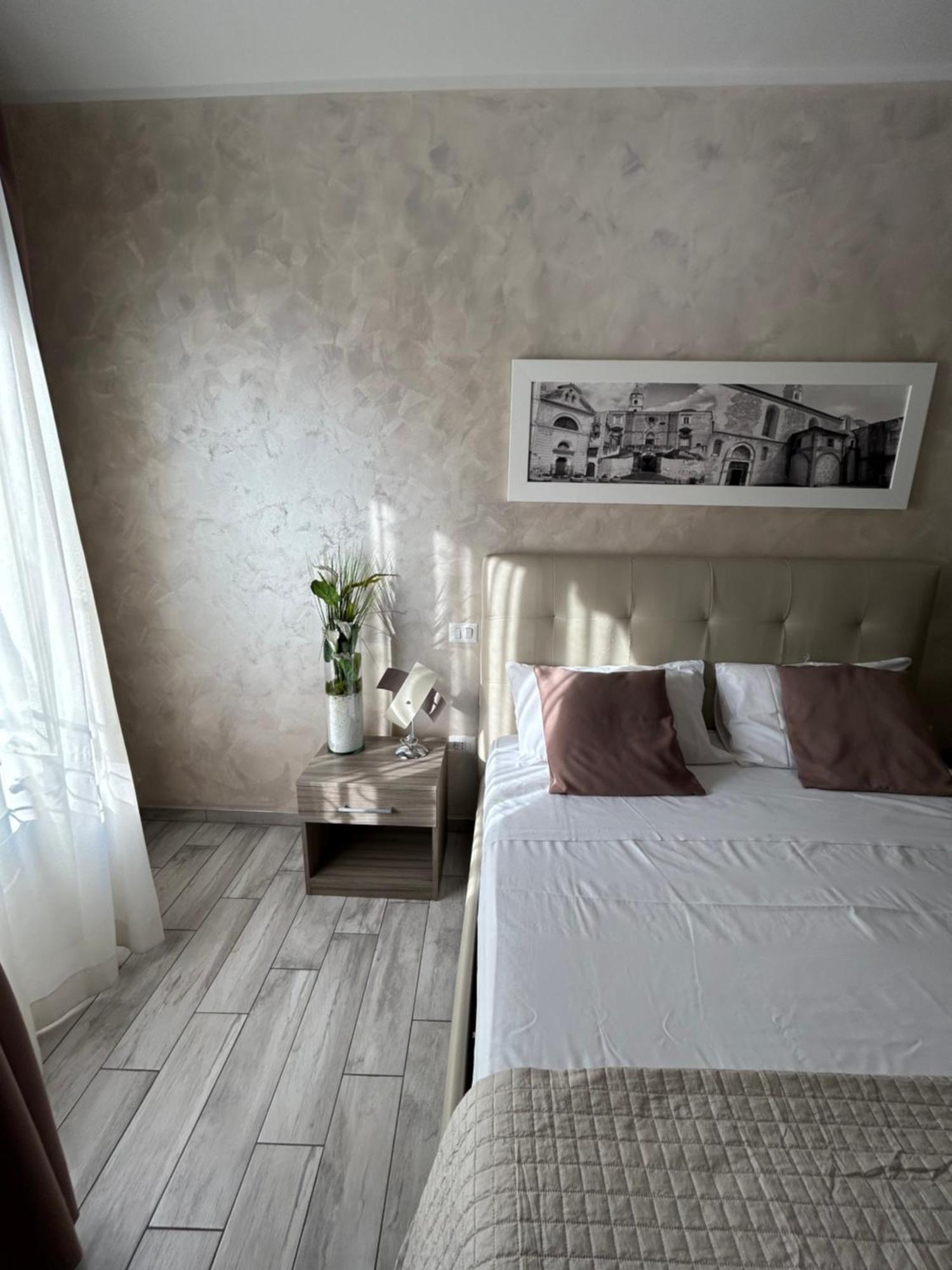 B&B Napoli Centrale N 74 Экстерьер фото