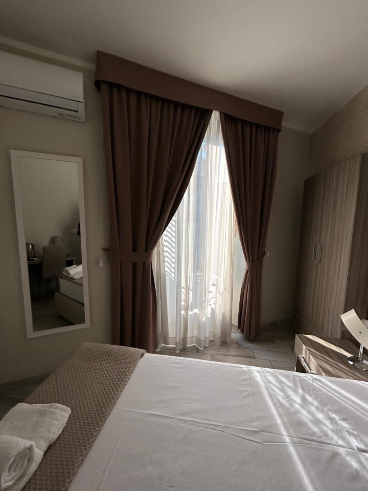 B&B Napoli Centrale N 74 Экстерьер фото