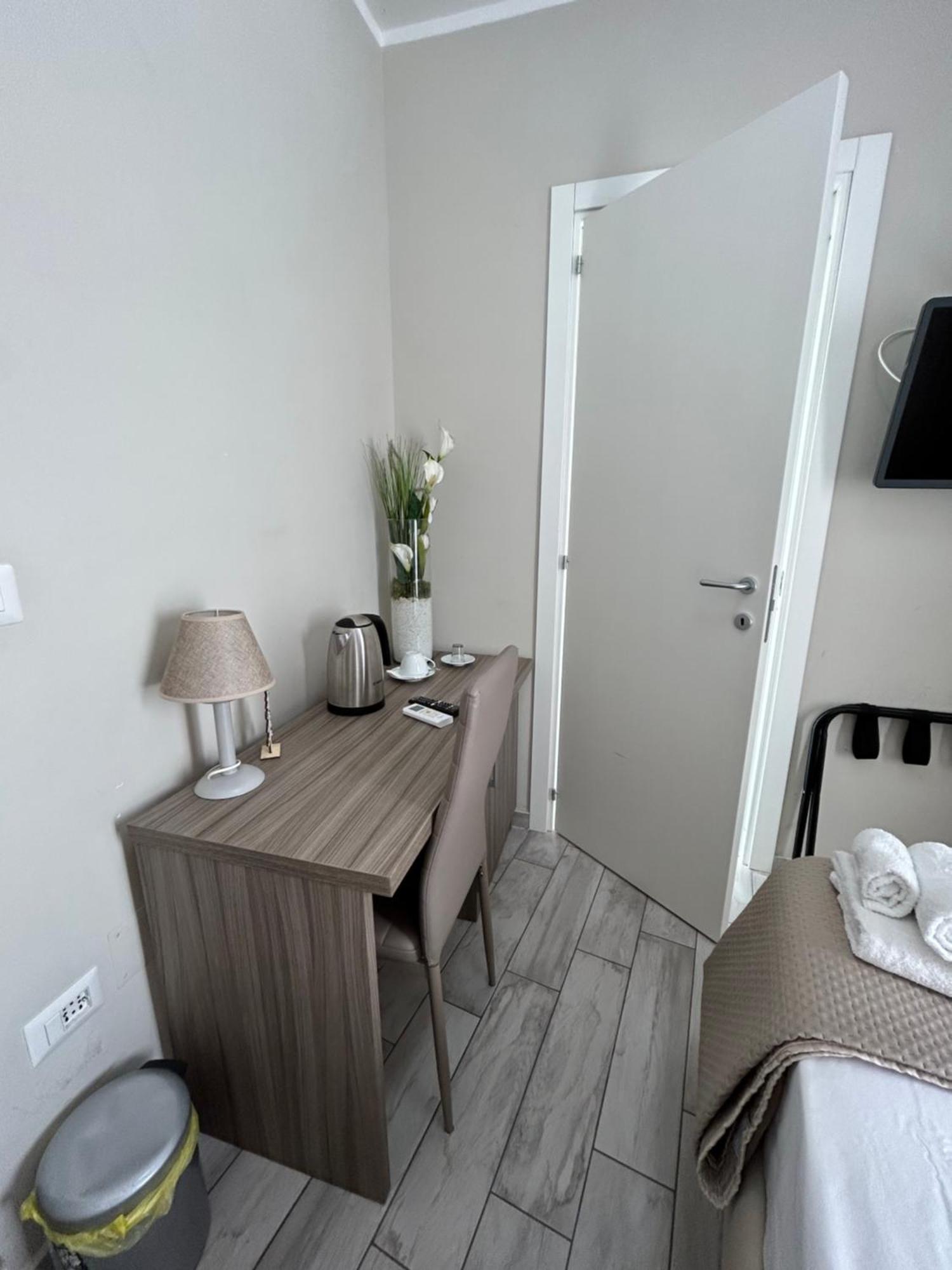 B&B Napoli Centrale N 74 Экстерьер фото