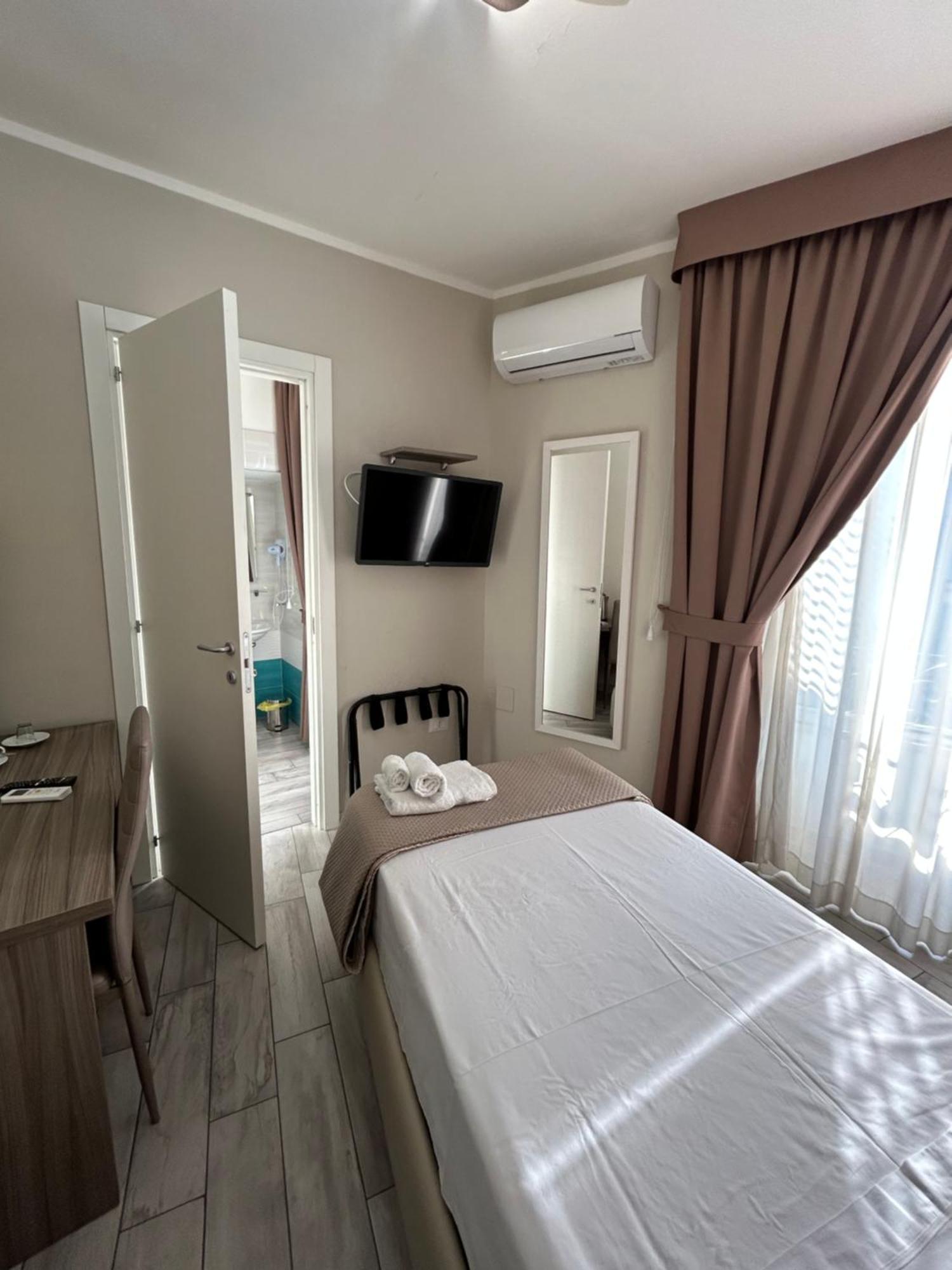 B&B Napoli Centrale N 74 Экстерьер фото