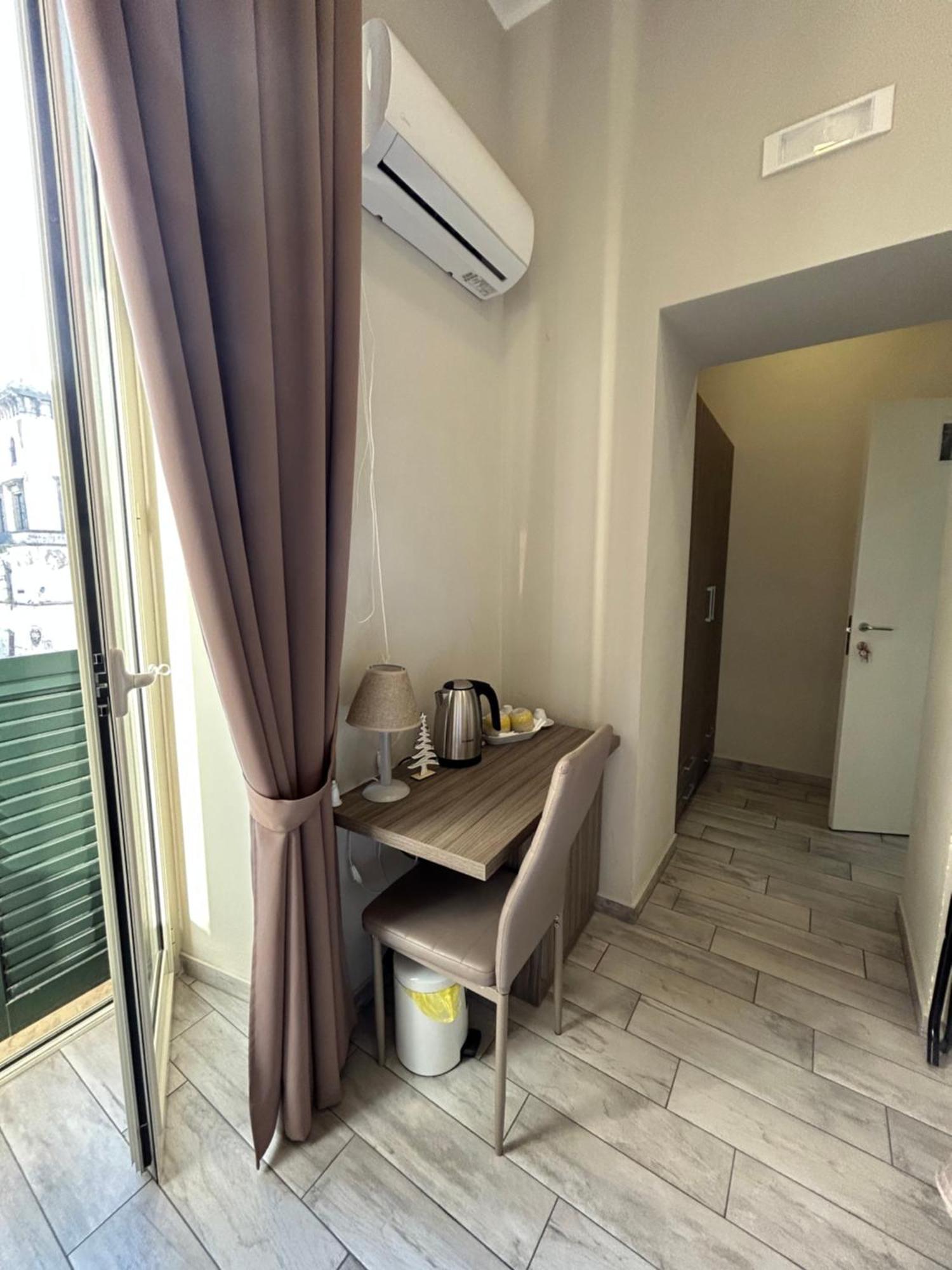 B&B Napoli Centrale N 74 Экстерьер фото