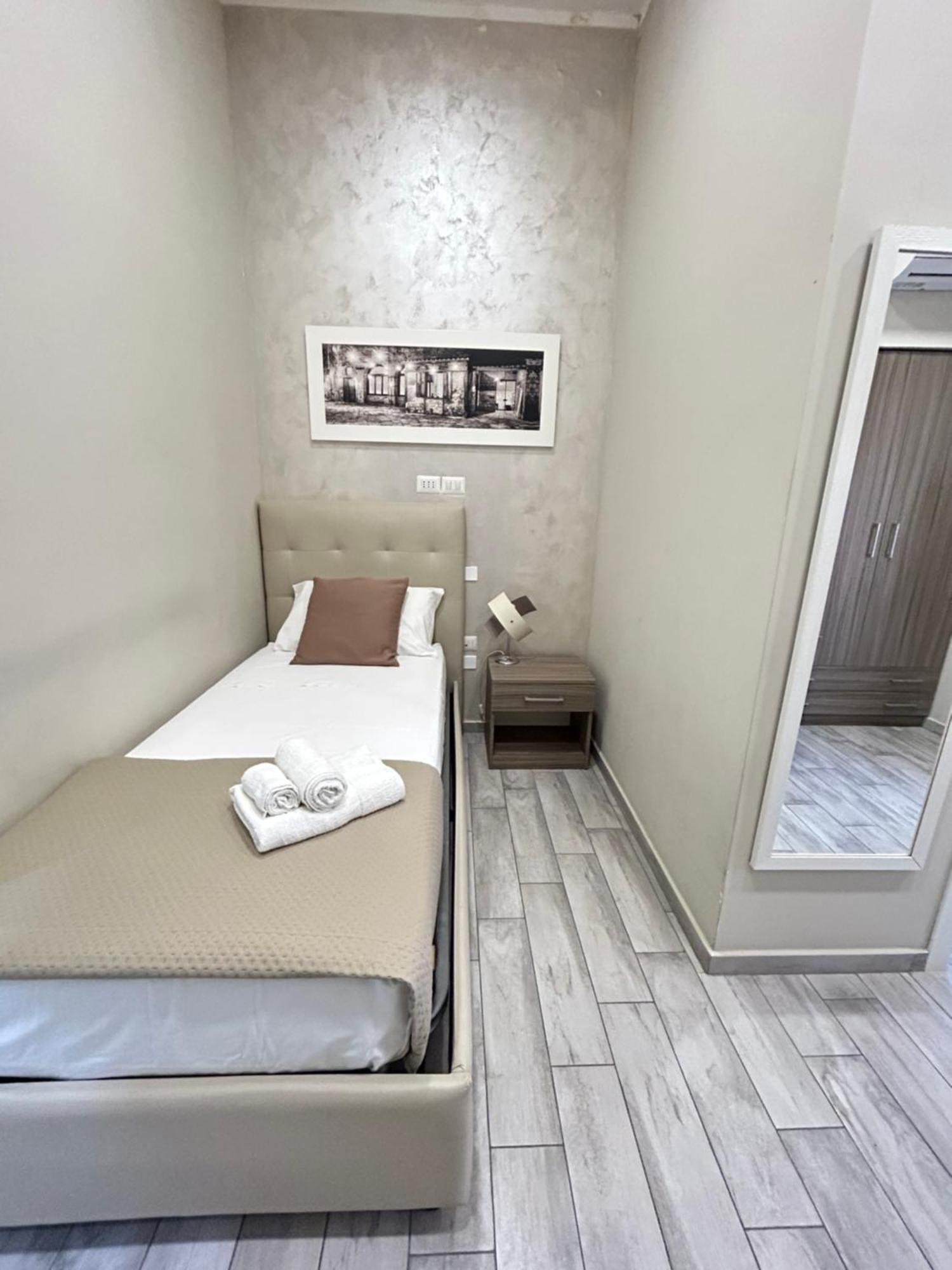 B&B Napoli Centrale N 74 Экстерьер фото