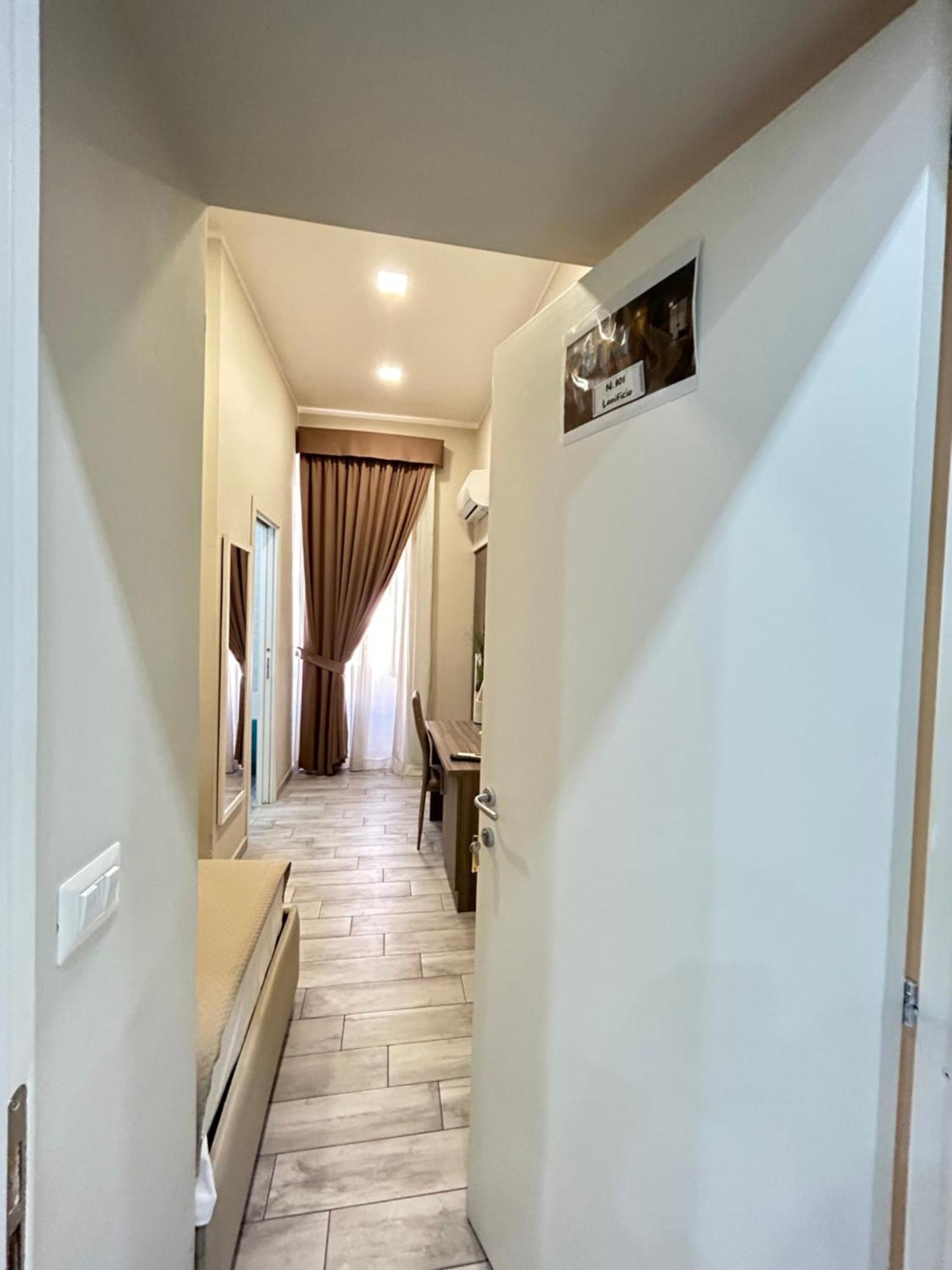 B&B Napoli Centrale N 74 Экстерьер фото